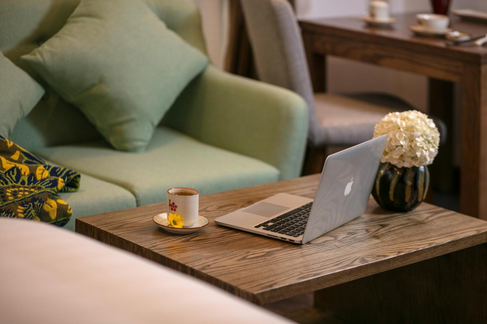 The Bloom Pham Viet Chanh - Modern Living Space In Saigon Ho Chi Minh City Bagian luar foto