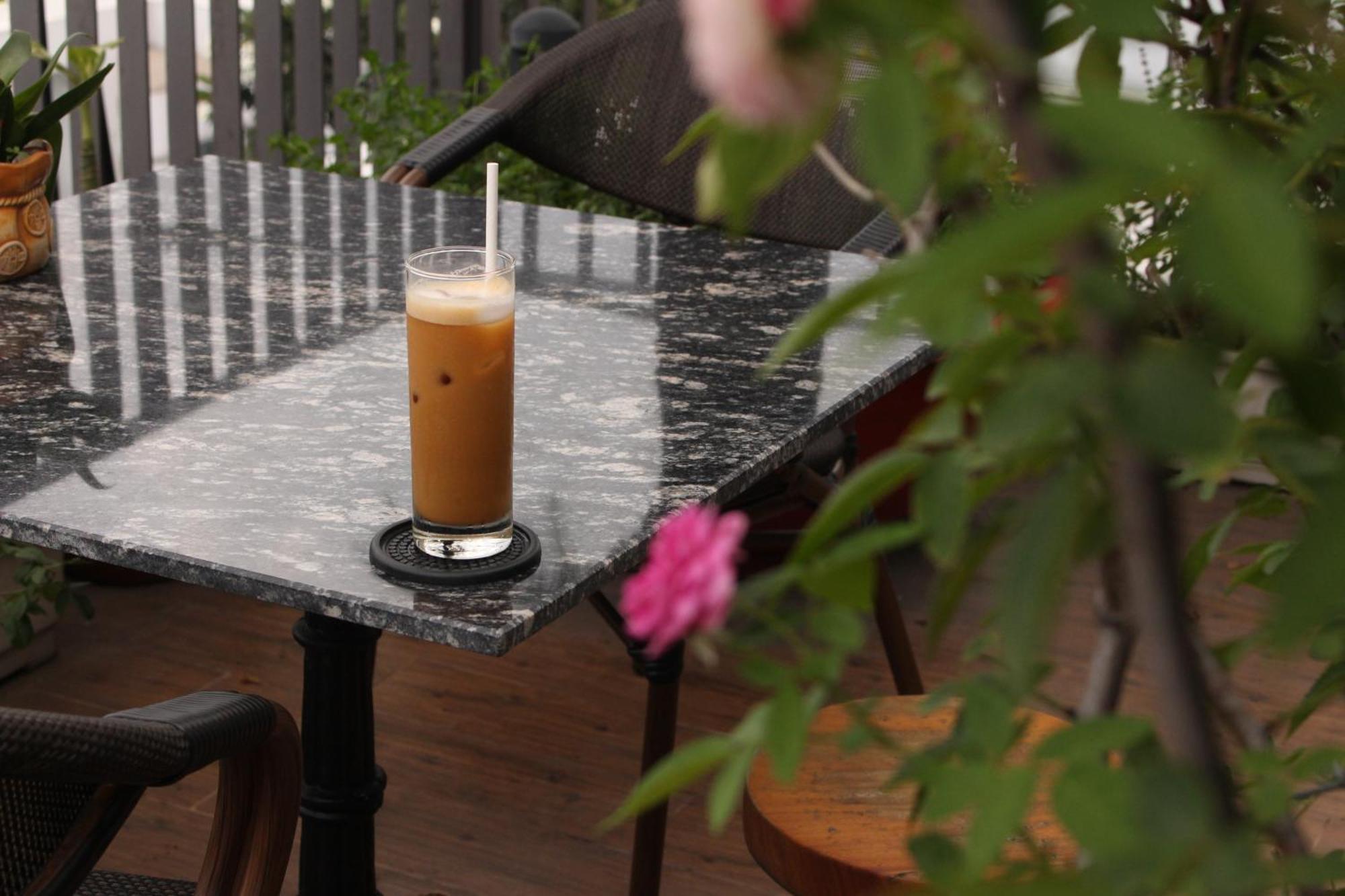 The Bloom Pham Viet Chanh - Modern Living Space In Saigon Ho Chi Minh City Bagian luar foto